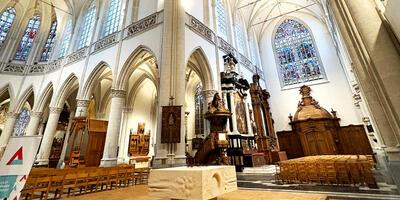 Sint-Martinuskerk hoofdaltaar