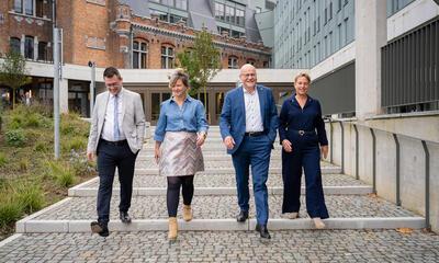 Nieuwe deputatie Oost-Vlaanderen. Vlnr: David Coppens, Dagmar Beernaert, Kurt Moens en Joke Schauvliege
