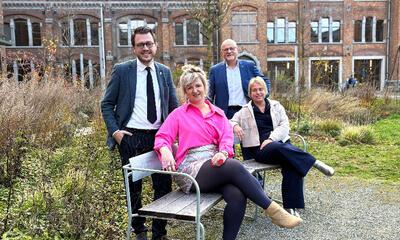 De vier gedeputeerden voor de Leopoldskazerne