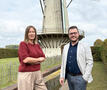 Gedeputeerde David Coppens en provincieraadslid Saartje Heymans